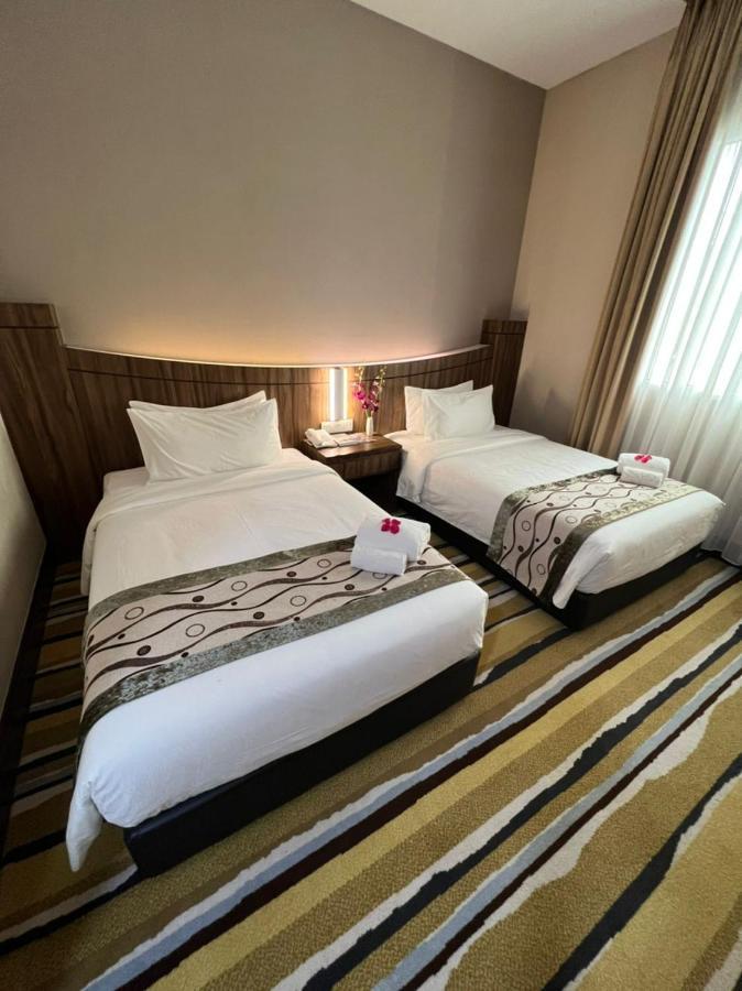 Nova Hotel ميري المظهر الخارجي الصورة