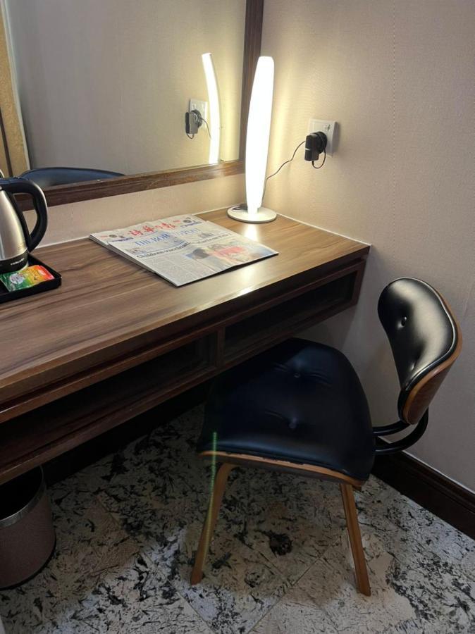 Nova Hotel ميري المظهر الخارجي الصورة