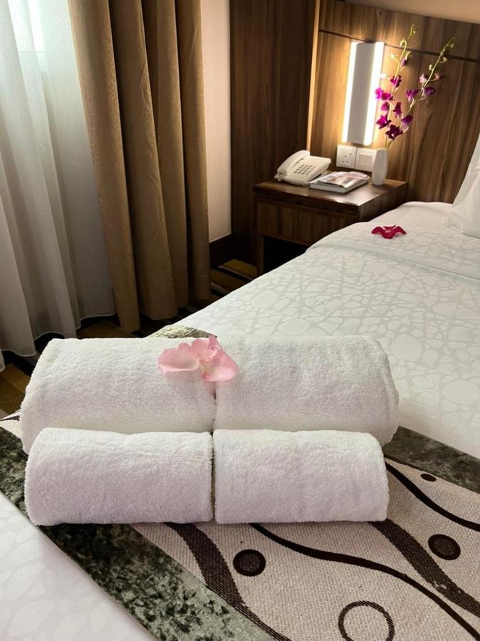Nova Hotel ميري المظهر الخارجي الصورة